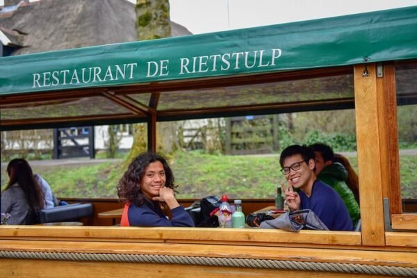 Giethoorn Day Trip from Amsterdam with Boatride - Image 2